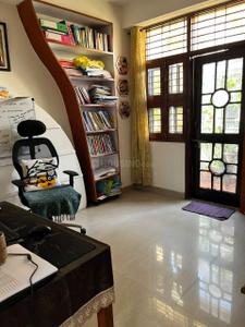 Hall Image of 2500 Sq.ft 4 BHK Apartment / Flat for rent in Arunima Palace Apartment, Vasundhara Ghaziabad for Rs. 42000