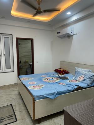 Bedroom Image of 900 Sq.ft 2 BHK Independent House for rent in Sector 17 Gurgaon for Rs. 40000