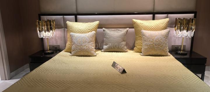 MRG Crown Main Image 1