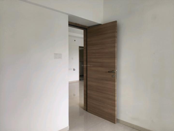 Essen Aishwaryam Comfort Main Image 1