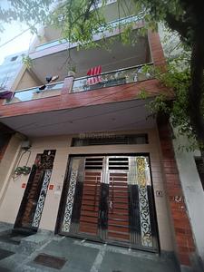 Building Image of 900 Sq.ft 3 BHK Independent House for rent in Samay Pur New Delhi for Rs. 14000