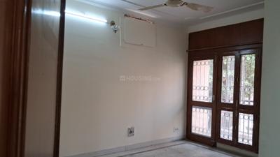 Bedroom Image of 1850 Sq.ft 3 BHK Builder Floor for sale in Sarita Vihar New Delhi for Rs. 27800000