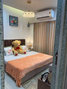 Bedroom Image of 1080 Sq.ft 2 BHK Apartment / Flat for sale in Sun Rising Homes, Gota Ahmedabad for Rs. 5500000