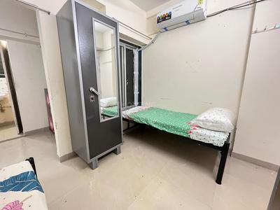 Bedroom Image of AAI PG Renting in Lower Parel, Mumbai