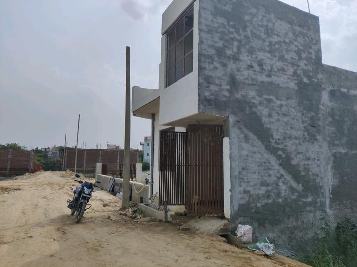 Wave City Main Image 1