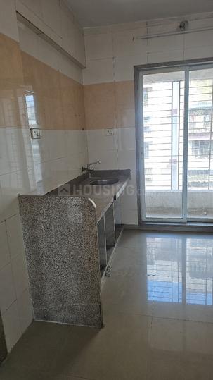 Crown Imperial Tower Main Image 1