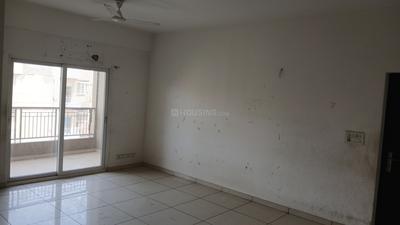 Living Room Image of 2190 Sq.ft 3 BHK Apartment / Flat for sale in Gulshan Vivante, Sector 137 Noida for Rs. 32000000