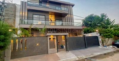 6 BHK Independent House
