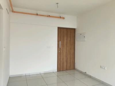 Living Room Image of 450 Sq.ft 1 BHK Apartment / Flat for sale in Lodha Amara, Kolshet Thane for Rs. 8200000