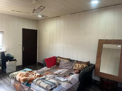 1 RK Independent Builder Floor