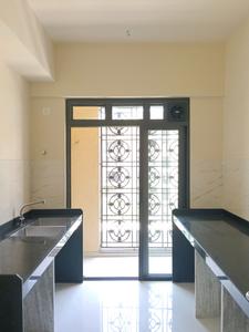 Kitchen Image of 1350 Sq.ft 3 BHK Apartment / Flat for sale in Lodha Sterling, Thane West Thane for Rs. 31000000