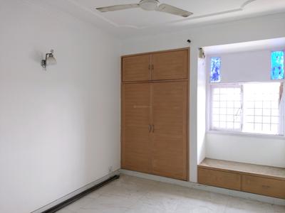Bedroom Image of 2100 Sq.ft 4 BHK Apartment / Flat for sale in Meera Bai Apartments, Sector 5 Dwarka New Delhi for Rs. 28200000