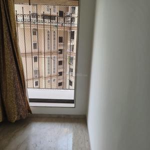 Bedroom Image of 1150 Sq.ft 2 BHK Apartment / Flat for rent in Kukreja Golfscappe, Chembur Mumbai for Rs. 88000
