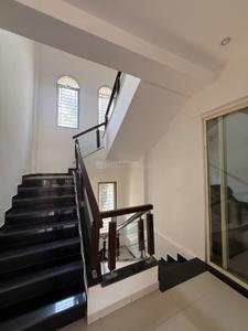 Staircase Image of 4200 Sq.ft 4 BHK Independent House for rent in Cosmos Hawaiian, Thane West Thane for Rs. 99000