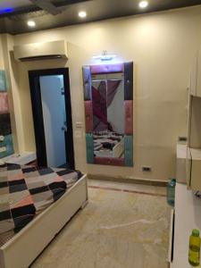 Bedroom Image of 1500 Sq.ft 3 BHK Builder Floor for rent in Kirti Nagar New Delhi for Rs. 55000