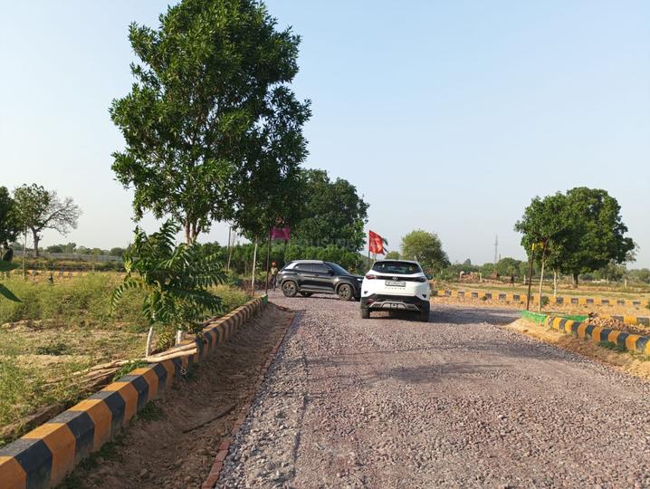 Sultanpur Road Main Image 1
