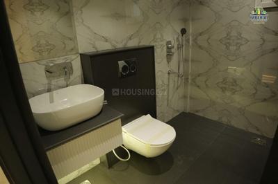 Bathroom Image of 2100 Sq.ft 3 BHK Apartment / Flat for sale in Chinar Heights, Sector 20 Panchkula for Rs. 11000000