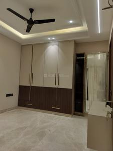 Bedroom Image of 2600 Sq.ft 4 BHK Builder Floor for sale in Punjabi Bagh New Delhi for Rs. 62500000