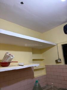 Kitchen Image of 550 Sq.ft 1.5 BHK Builder Floor for rent in DDA LIG Flats Pocket E, Dilshad Garden New Delhi for Rs. 20000