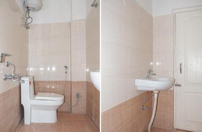 Image of 1200 Sq.ft 2 BHK Apartment / Flat for rent in Puppalaguda, Hyderabad for Rs. 35000
