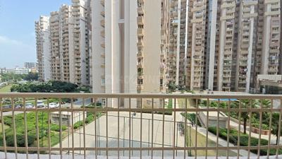 Balcony Image of 1150 Sq.ft 2.5 BHK Apartment / Flat for rent in Supertech Cape Town, Sector 74 Noida for Rs. 31000
