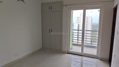 Bedroom Image of 2100 Sq.ft 3 BHK Apartment / Flat for rent in Sushant Golf City Lucknow for Rs. 30000