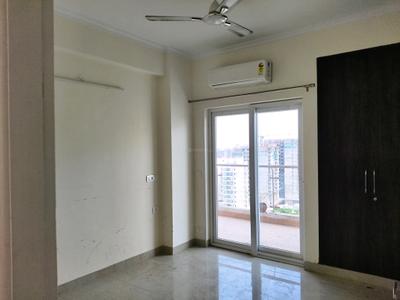 Bedroom Image of 1300 Sq.ft 2.5 BHK Apartment / Flat for rent in Shree Vardhman Victoria, Sector 70 Gurgaon for Rs. 40000