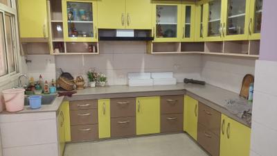 Kitchen Image of 1500 Sq.ft 3 BHK Apartment / Flat for rent in Keltech Golf Vista, Crossings Republik Ghaziabad for Rs. 26000