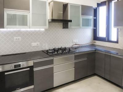 Kitchen Image of 3375 Sq.ft 3 BHK Builder Floor for rent in Jor Bagh New Delhi for Rs. 400000