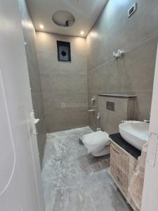 Image of 1400 Sq.ft 3 BHK Builder Floor for sale in Mansarover Garden, New Delhi for Rs. 27500000