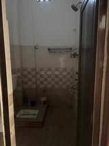 Bathroom Image of 1300 Sq.ft 3 BHK Apartment / Flat for rent in Shivaji Colony Purnea for Rs. 10000
