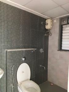 Common Bathroom Image of 950 Sq.ft 2 BHK Apartment / Flat for sale in Lodha Palava Cielo A and F, Palava Phase 2 Thane for Rs. 5500000