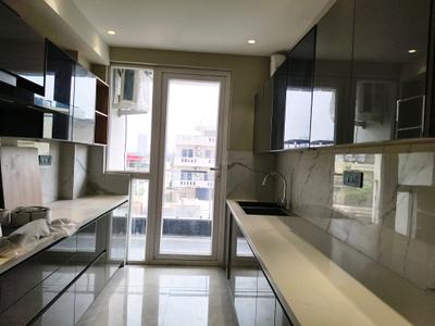 Kitchen Image of 2092 Sq.ft 3 BHK Apartment / Flat for sale in DLF The Ultima, Sector 81 Gurgaon for Rs. 37500000