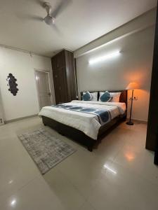 Bedroom Image of 1300 Sq.ft 2 BHK Builder Floor for rent in Sector 31 Gurgaon for Rs. 56000