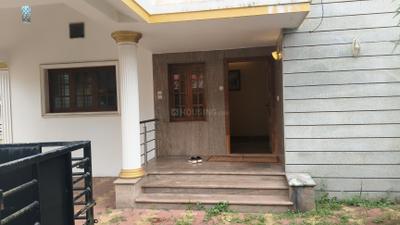 Main Entrance Image of 4000 Sq.ft 5 BHK Independent House for rent in Kadri Mangalore for Rs. 120000