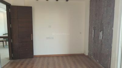 Bedroom Image of 2000 Sq.ft 3 BHK Builder Floor for sale in Safdarjung Enclave New Delhi for Rs. 65000000