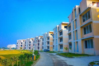 Image of 1500 Sq.ft 3 BHK Apartment / Flat for sale in The Hemisphere Golf Suites, Jaypee Greens, Greater Noida for Rs. 11000000