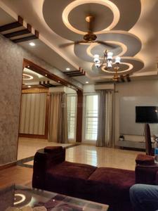 7 BHK Flat
