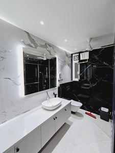 Bathroom Image of 3600 Sq.ft 3 BHK Independent House for rent in Sector 46 Noida for Rs. 100000