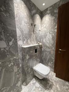 Bathroom Image of 1600 Sq.ft 3 BHK Builder Floor for sale in Surya Nagar Ghaziabad for Rs. 24000000