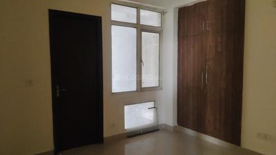 Bedroom Image of 1600 Sq.ft 3 BHK Apartment / Flat for rent in Today Kings Park, Omega IV Greater Noida for Rs. 25000