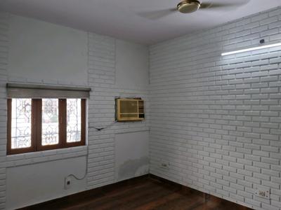 Bedroom Image of 1100 Sq.ft 2 BHK Apartment / Flat for rent in DDA Flat Janakpuri, Janakpuri New Delhi for Rs. 25000