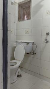 Bathroom Image of 550 Sq.ft 1 BHK Apartment / Flat for rent in Kaveri Apartments, Vasant Kunj New Delhi for Rs. 30000