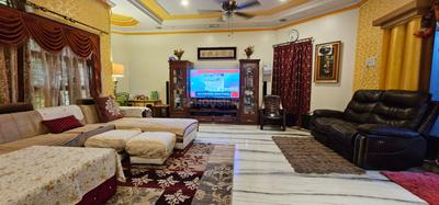 Hall Image of 12000 Sq.ft 12 BHK Independent House for sale in Gomti Nagar Lucknow for Rs. 105000000