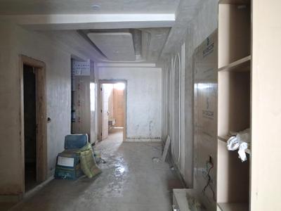Living Room Image of 1050 Sq.ft 2 BHK Apartment / Flat for sale in Sector 49 Noida for Rs. 4600000