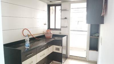 Kitchen Image of 750 Sq.ft 1 BHK Apartment / Flat for rent in Pal Gam Surat for Rs. 13000