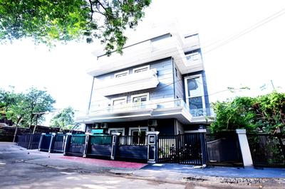 Image of HelloWorld Louis in Sector 47, Gurgaon