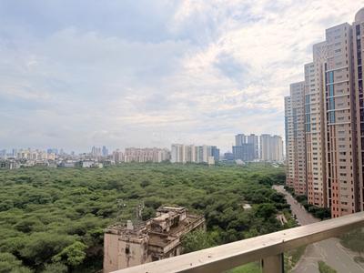 Balcony Image of 2600 Sq.ft 3 BHK Apartment / Flat for sale in DLF The Crest, DLF Phase 5 Gurgaon for Rs. 137500000