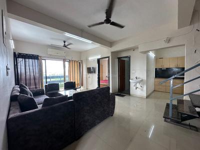 Image of 1600 Sq.ft 3 BHK Apartment / Flat for rent in Nipania, Indore for Rs. 41000