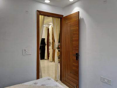 Bedroom Image of 810 Sq.ft 3 BHK Apartment / Flat for sale in Dwarka Mor New Delhi for Rs. 5500000